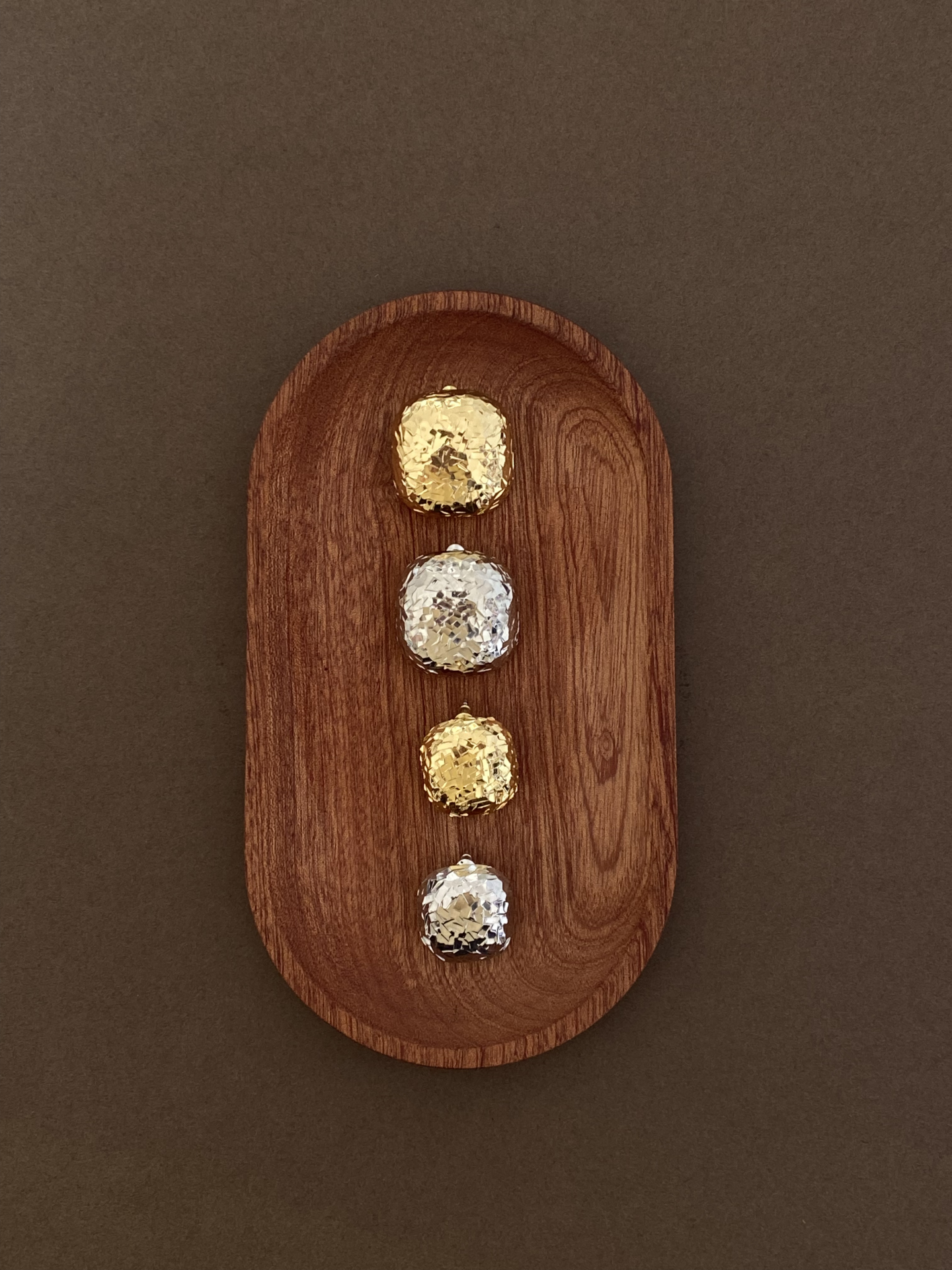 Metal square gleaming  earring