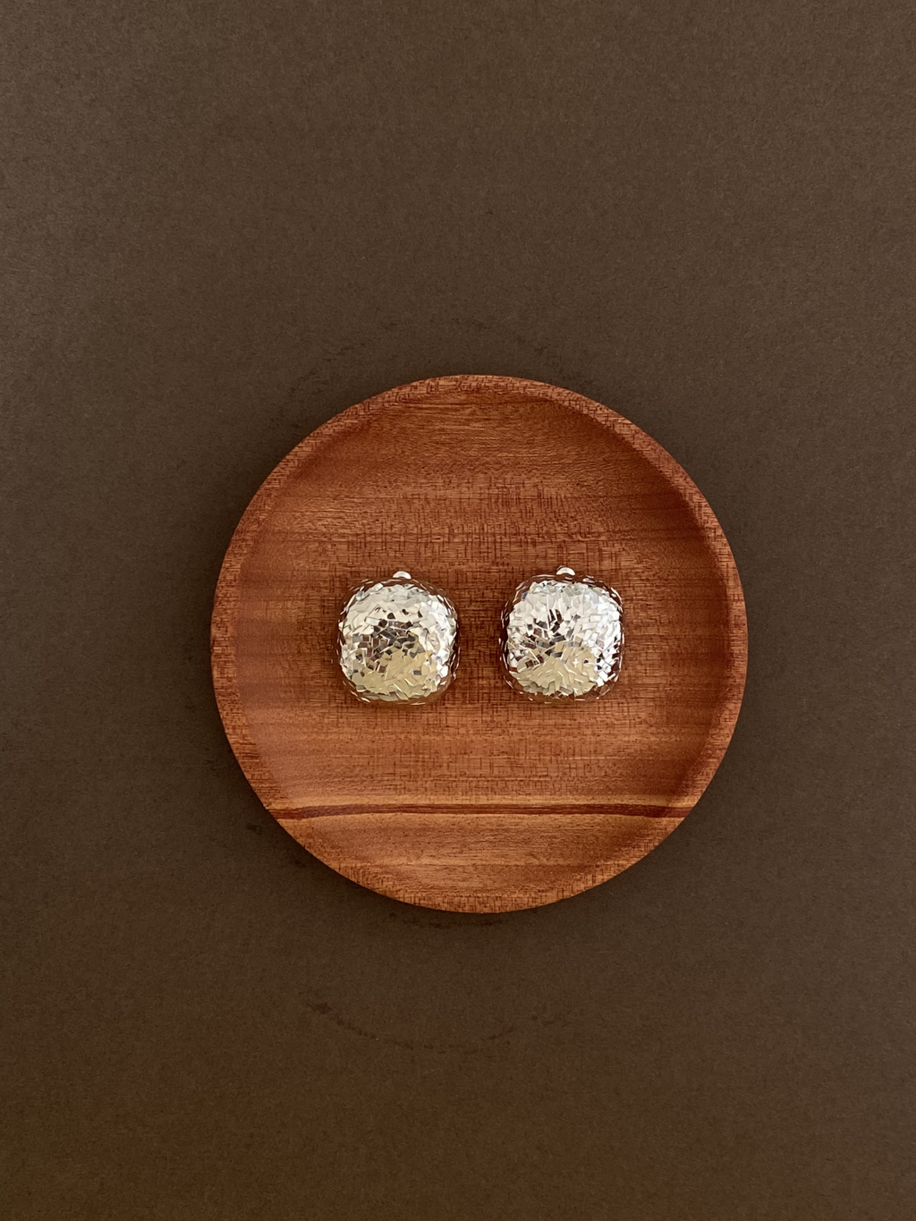 Metal square gleaming  earring