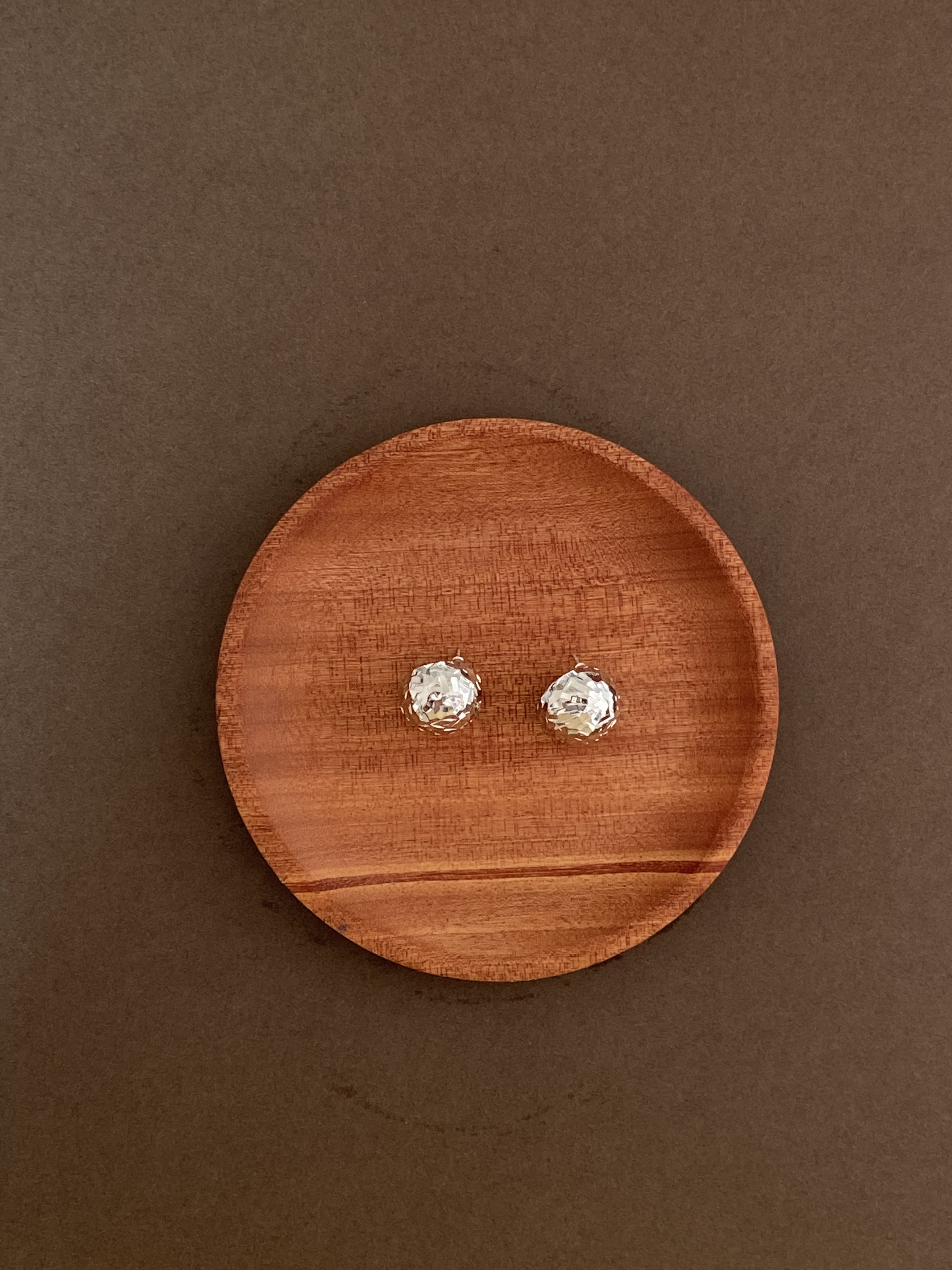 Metal  gleaming  earring