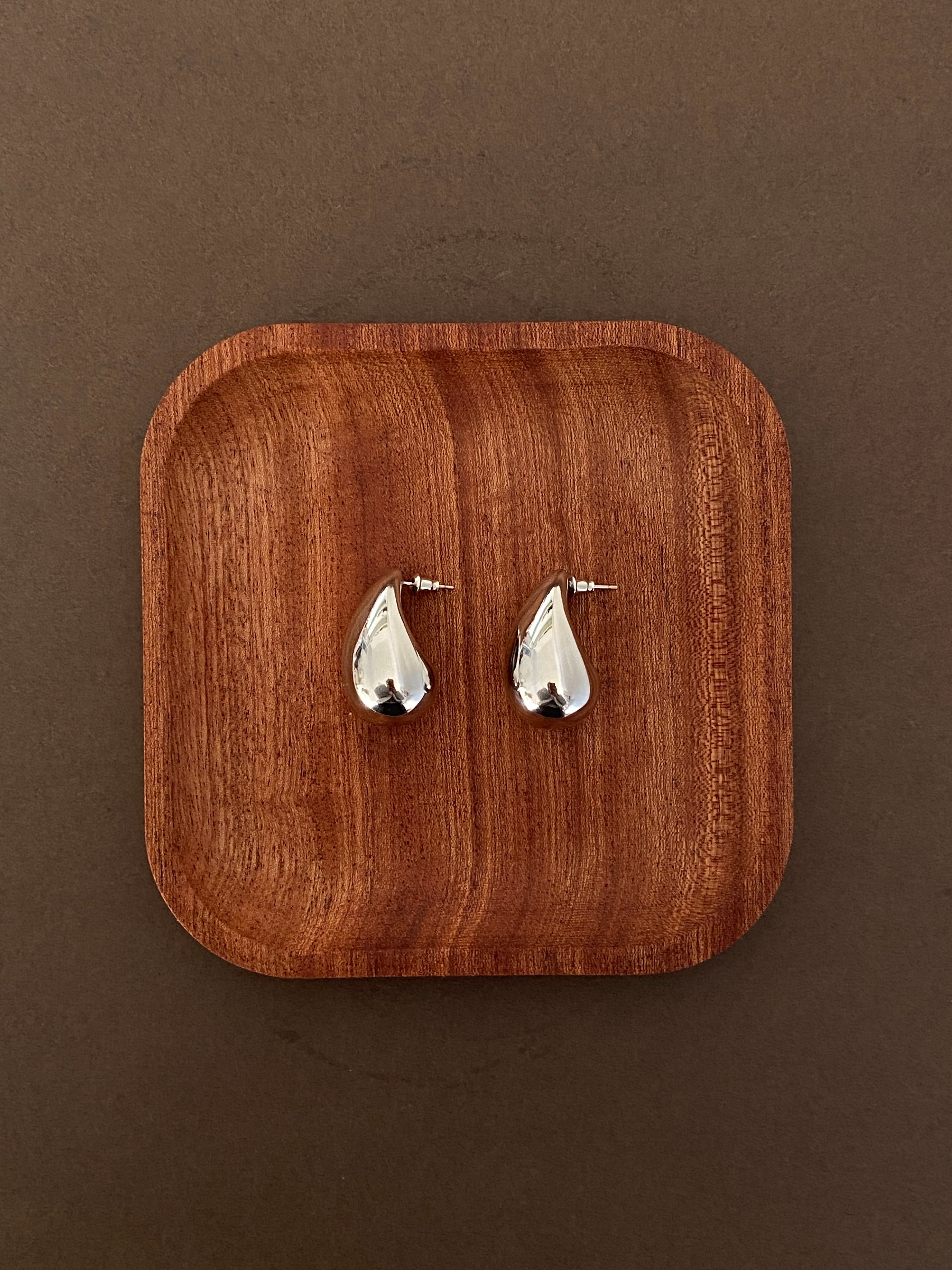 Metallic water droplet Earrings