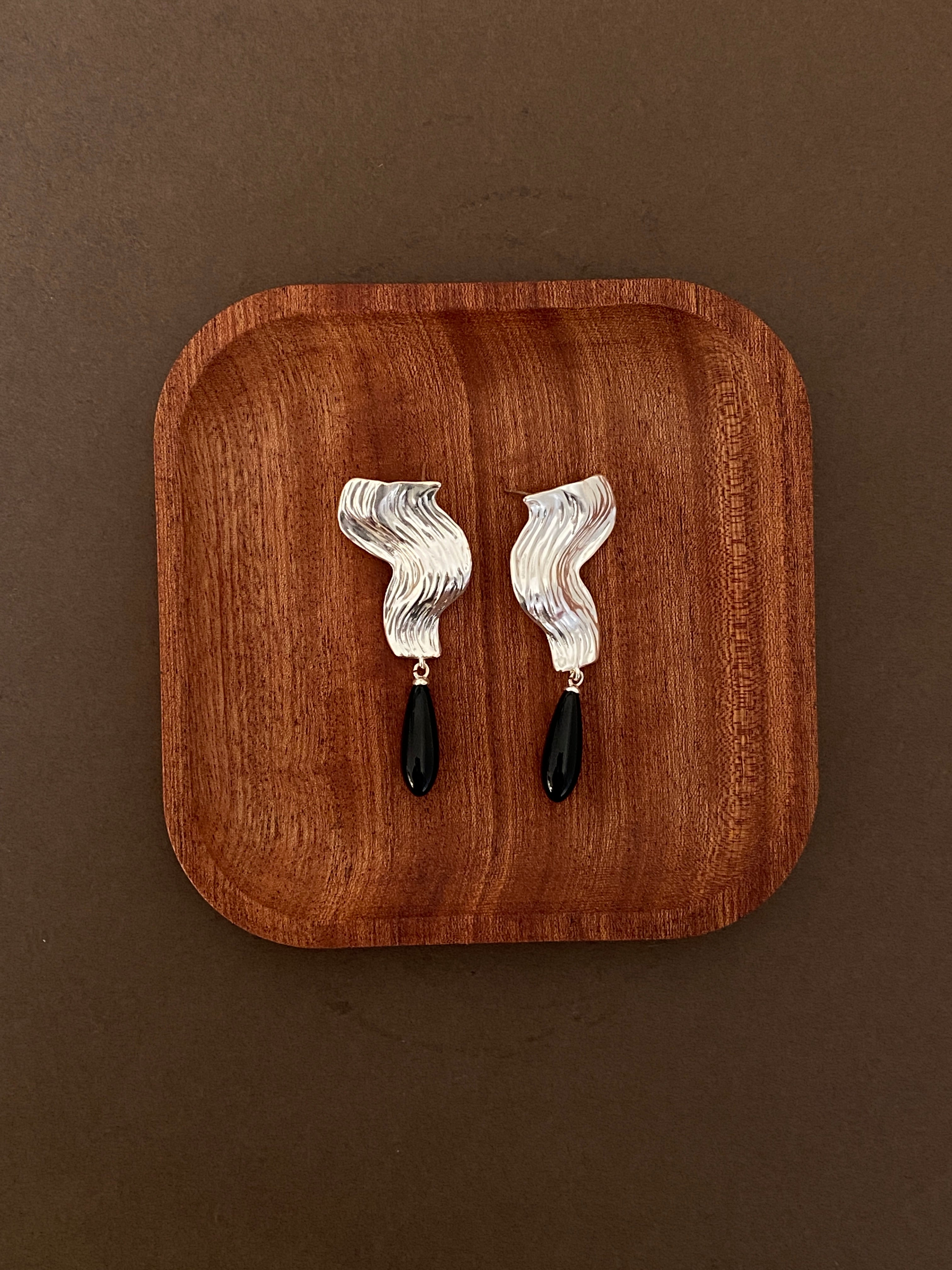 red onyx stone Earrings