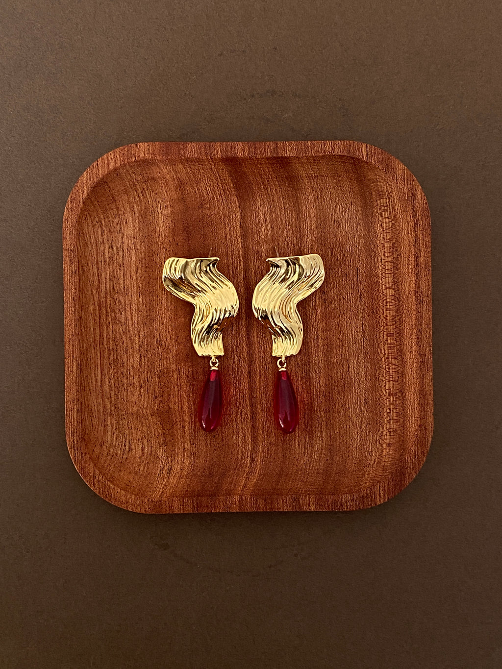 red onyx stone Earrings