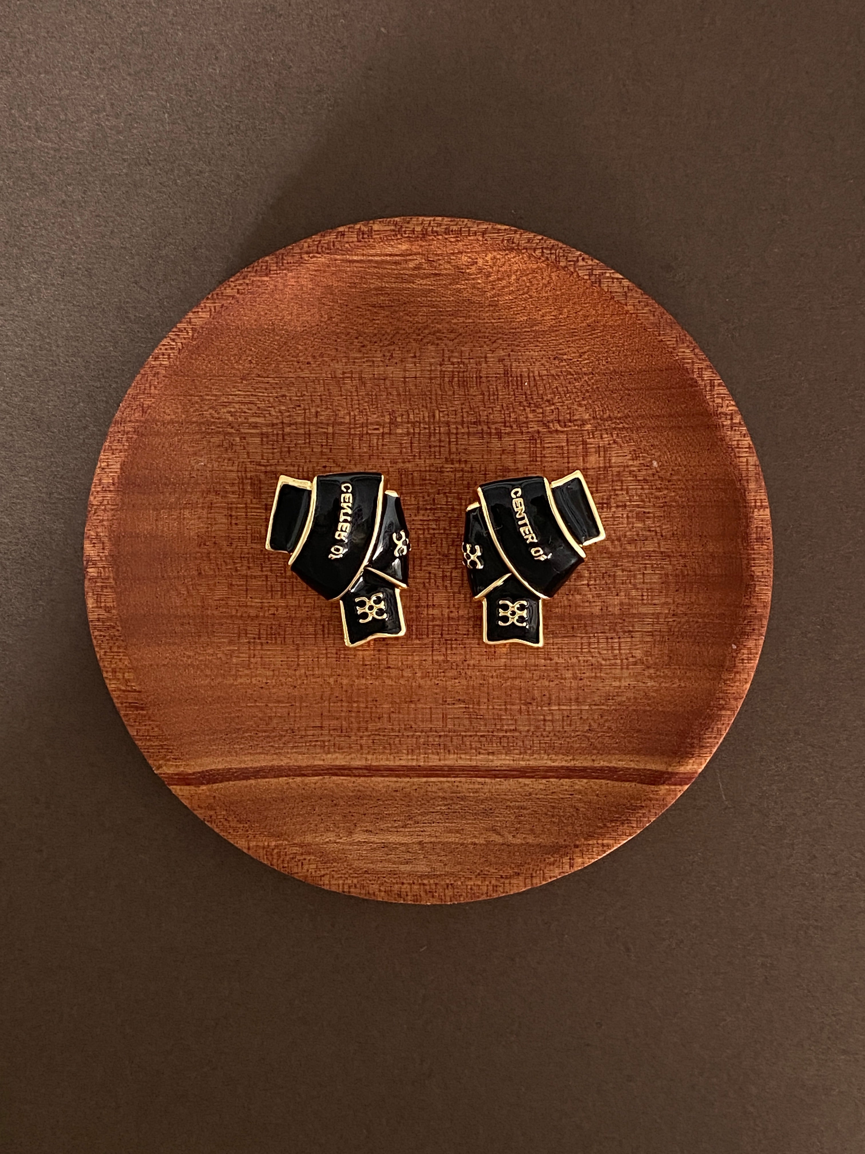 Metal enamel earring