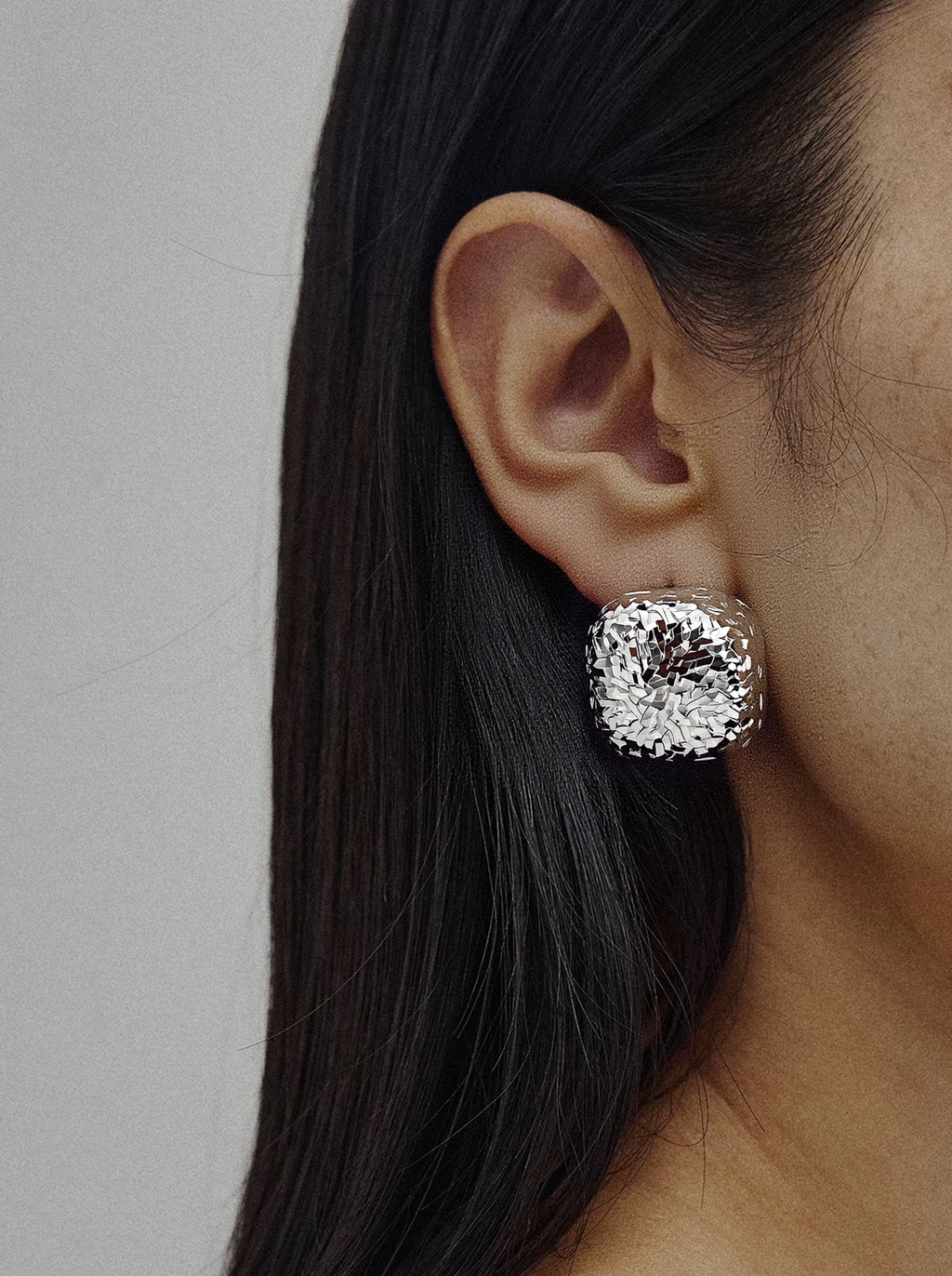 Metal square gleaming  earring