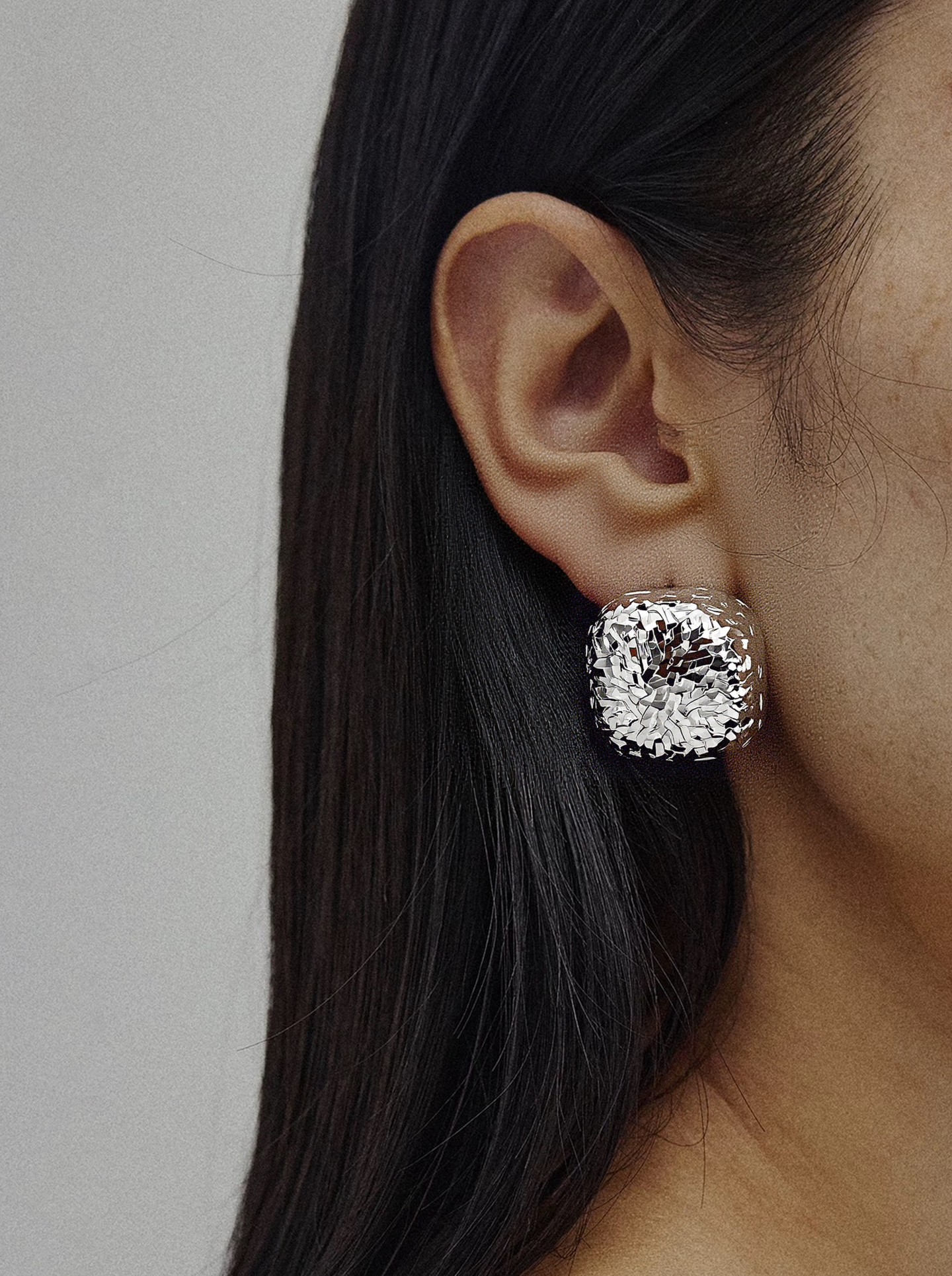 Metal square gleaming  earring