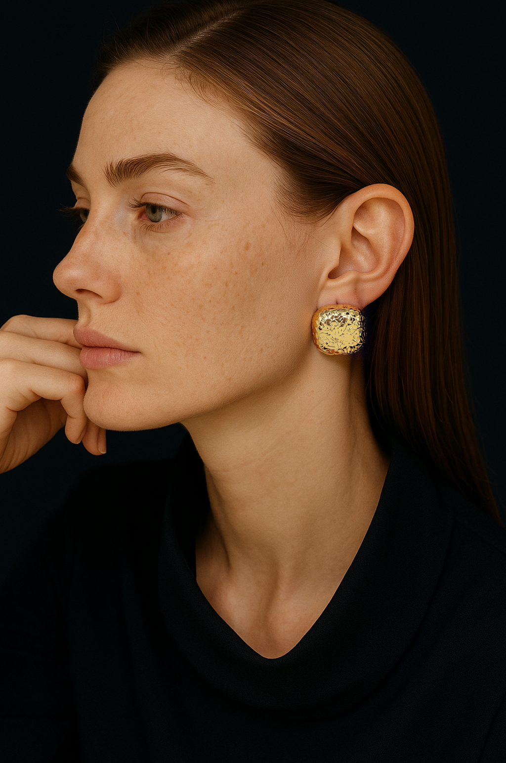 Metal square gleaming  earring