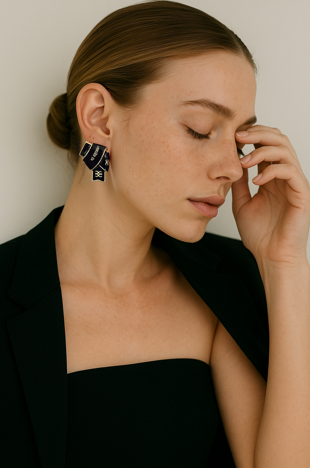 Metal enamel earring