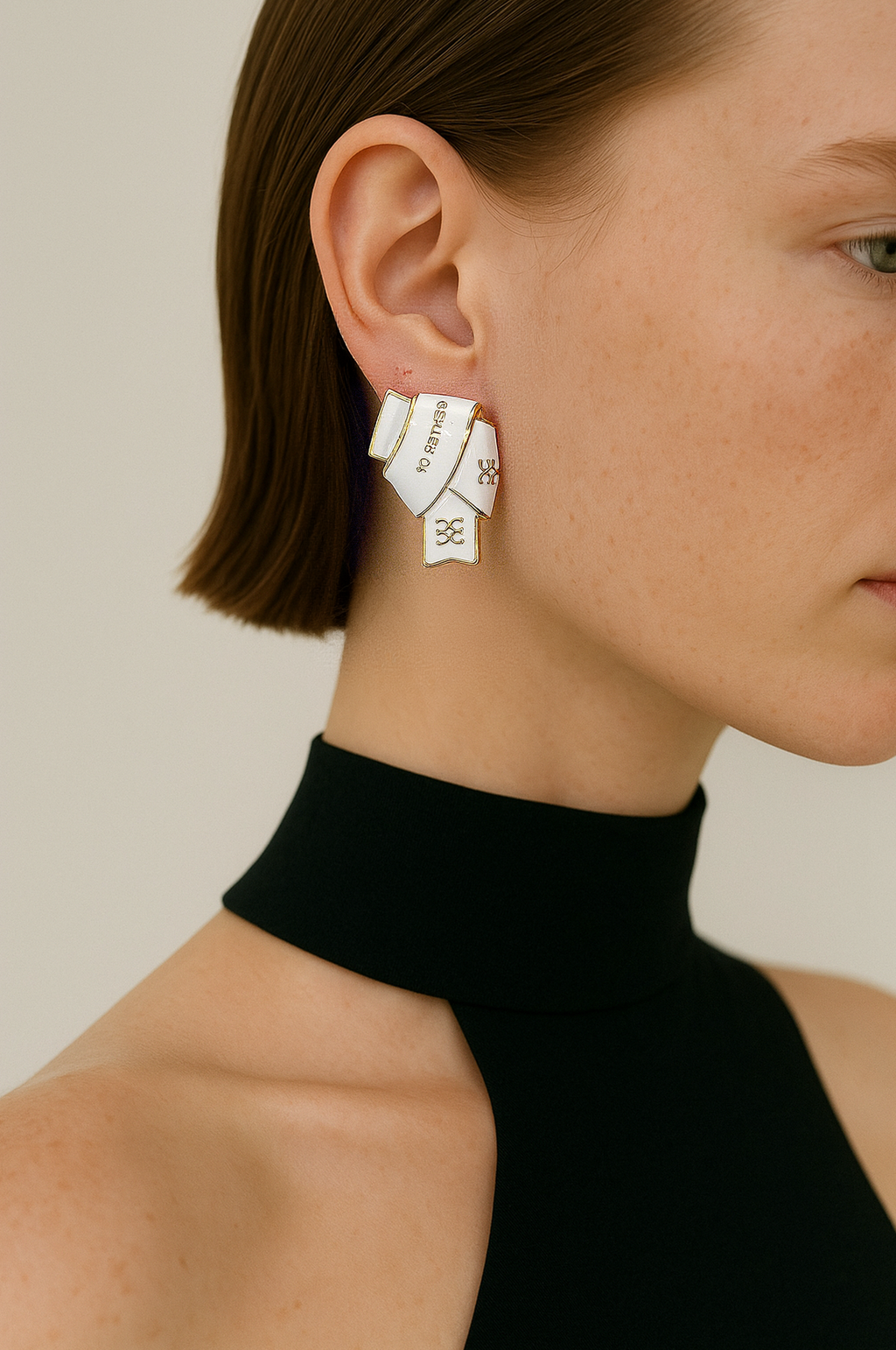 Metal enamel earring